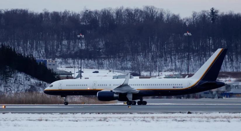 Megérkezett a Madurót szállító repülőgép New Yorkba