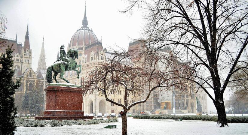 A következő napokban teljesen átalakul az időjárás Magyarország felett, ritkán látott helyzet alakul ki, az egész ország érintett