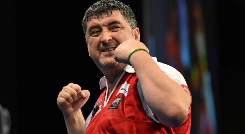 Vérző kezű vesztes, részeg ámokfutó, gyilkos állatorvos – róluk szólt a darts-vb a rekorder bajnok mellett