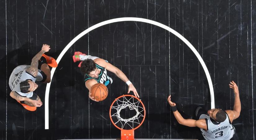 NBA: Deni Avdija tripla duplával jelentkezett; karriercsúcs Jaylen Browntól