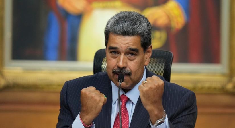 Bilincsbe verve kísérték Nicolás Madurót a fogdába New Yorkban (VIDEÓ)