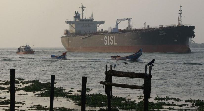 Teljes káosz: azonnal leállt az olajszállítás Venezuelából – zűrzavar tört ki kikötőkben, vesztegelnek a tankhajók