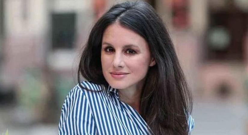 Sokak kedvenc színésznője bikiniben Mexikó tengerpartján