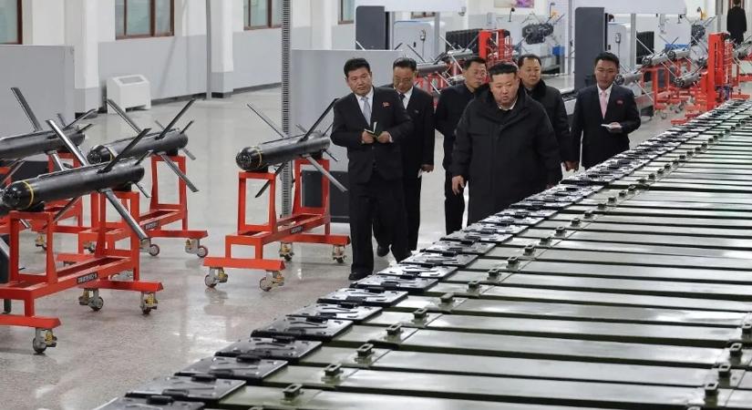 Nagy a baj! Észak-Korea ballisztikus rakétákat lőtt ki Japán irányába