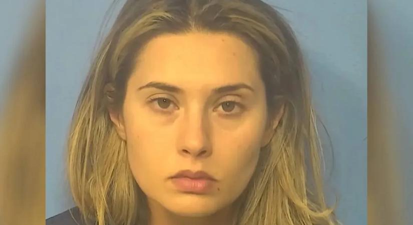 45-ször rontotta meg egy diákját a tanárnő – megdöbbentő, hogy mivel védekezett