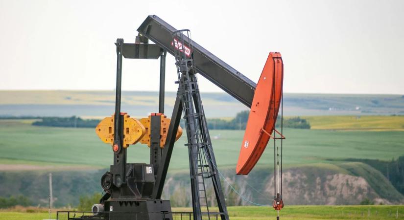 Nem az olaj ára fáj Kínának, hanem az üzenet: Washington fegyverként használja az energiát