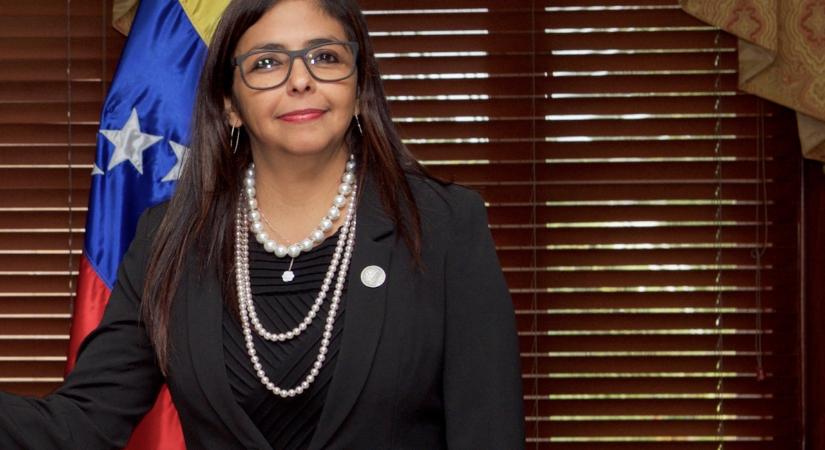 Az eddigi alelnök lett az ügyvivő államfő Venezuelában