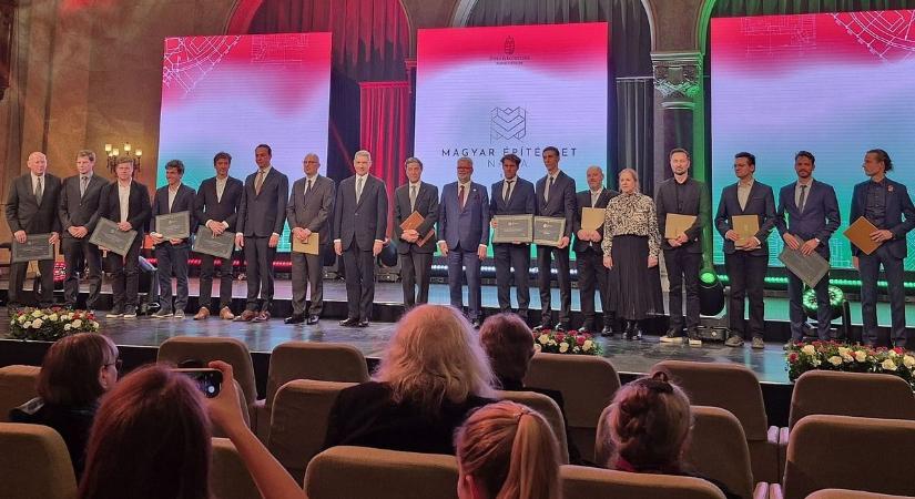 Ybl Miklós-díjat kapott a pécsi oktató