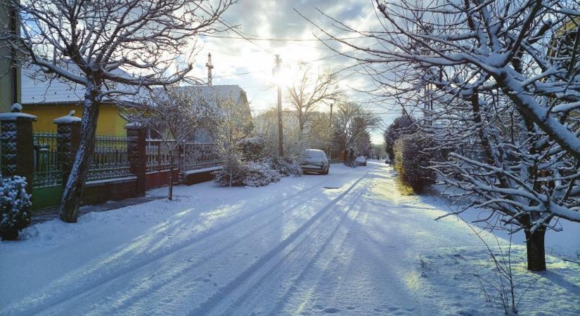 Akár 10 centi hó és tartós ónos eső – figyelmeztetést adtak ki hétfőre