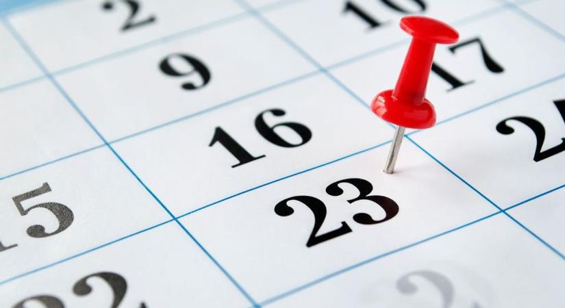 Elő a naptárakkal! Így alakulnak a hosszú hétvégék 2026-ban