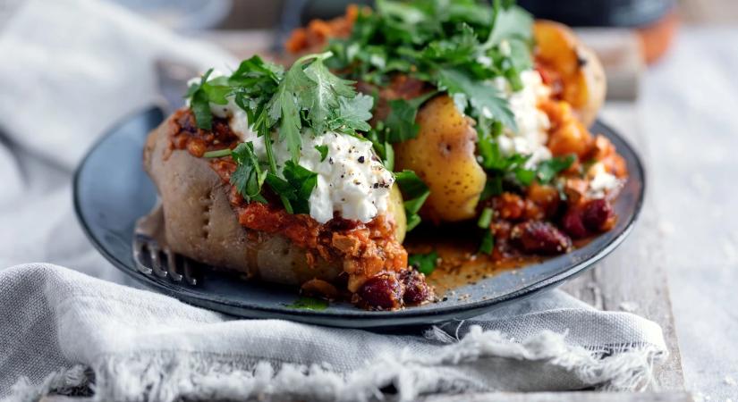 Téli kényeztetés a tányéron: Cottage Cheese-zel töltött burgonya
