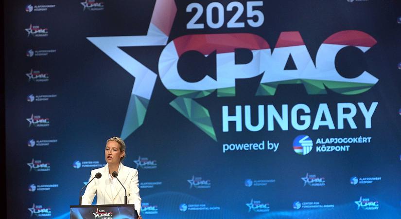 Eltörölné a tankötelezettséget és lebutítaná a köztévét a kormányfőjelölt