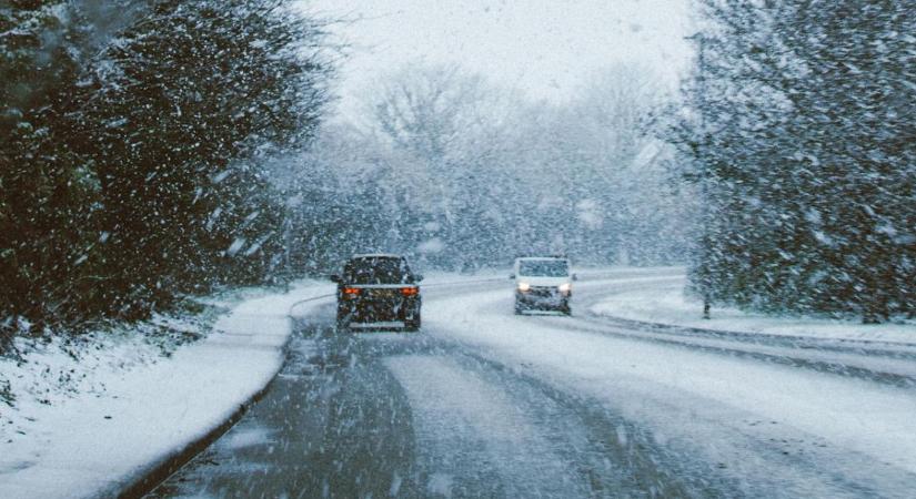 Kiadták a figyelmeztetés: A téli időjárás próbára teszi az országot
