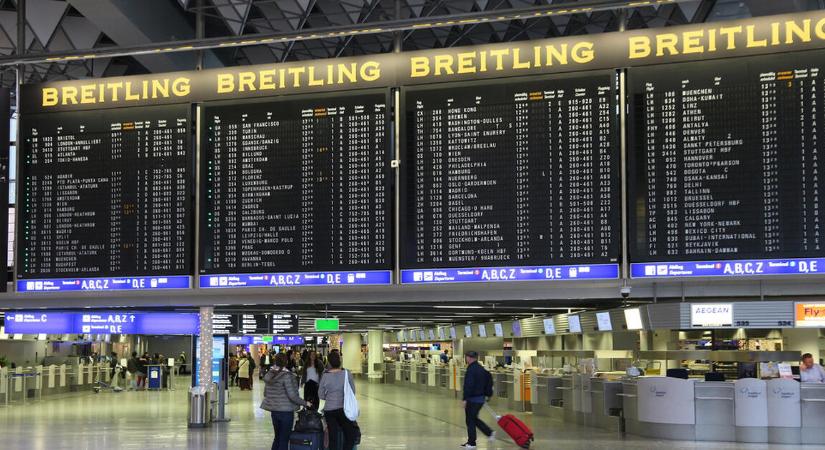 Több reptéren is probléma akadt, komoly fennakadások a légiközlekedésben