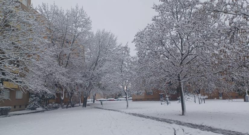 Újévköszöntő rigmusok anyaországi, székelyföldi, felvidéki tájainkról