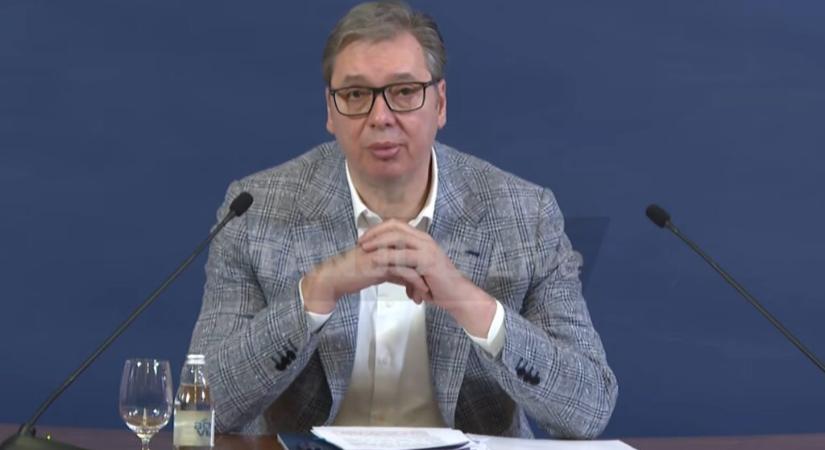 Vučić: Megkétszerezzük a hadsereg kapacitásait és erejét