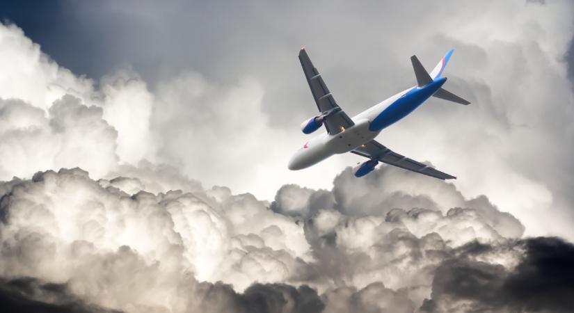 Most érkezett: teljesen lezárták az ország légterét, mi történhetett az irányítással?