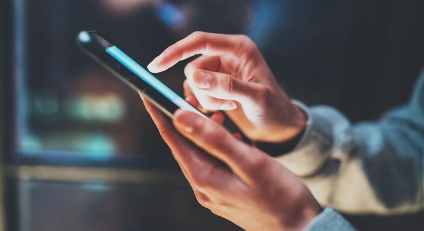 Adathalász csalás: egyetlen SMS-sel lenullázhatják a bankszámlát