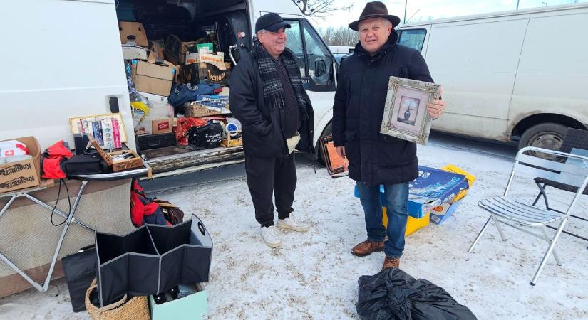 Havas győri placcon sok-sok kincs, hatalmas galériát hoztunk az év első használtpiacáról