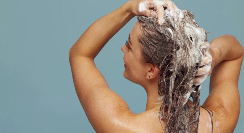 Ez a tökéletes időpont a hajmosáshoz – nem mindegy, mikor csinálod