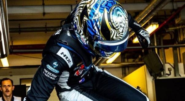 Súlyos mentális betegségéről beszélt a volt F2-es pilóta