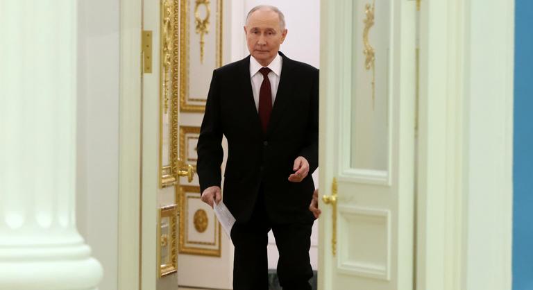 Csupán egy csaptelep 12 millió forint Putyin napokban felfedezett krími luxusvillájában