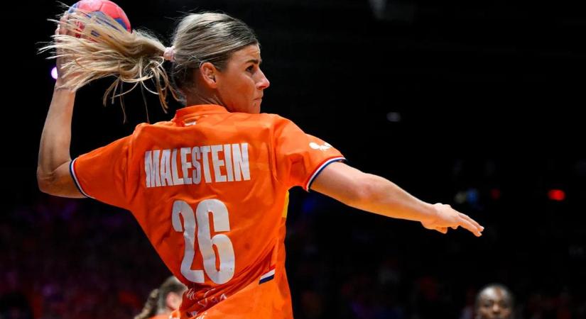 Szerződést hosszabbított világbajnok játékosával a Fradi