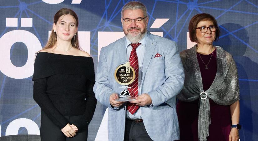 Adathalászok, online csalók, kibertámadások – Solymos Ákos elmondja, mire figyeljünk