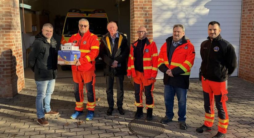 Ágh Péter: elismerés és tisztelet a büki mentőknek is