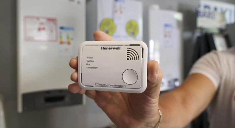 Így vigyáz ránk a katasztrófavédelem – videó arról, mit csináljunk, ha megszólal a szén-monoxid mérő