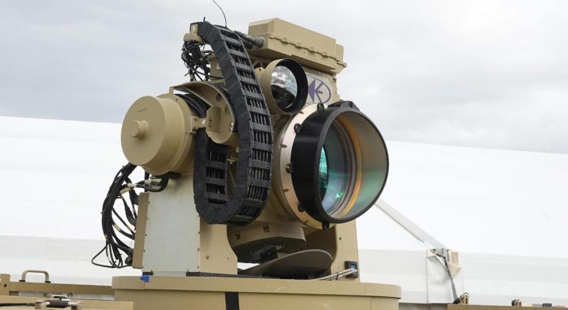 Izraelben 100 000 W-os lézerrel védik a légteret a drónokkal szemben – Világelső a maga nemében