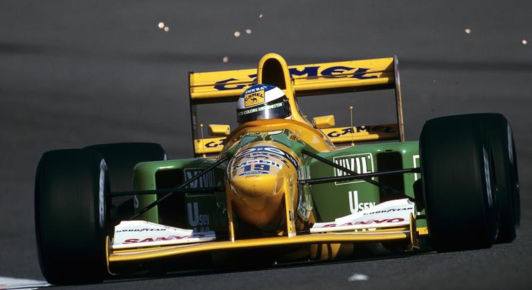 Kalapács alá kerül Michael Schumacher első futamgyőztes autója