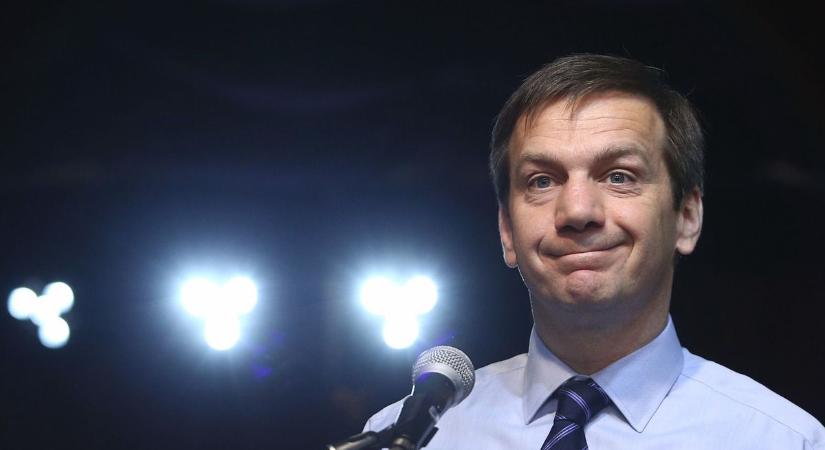 Magyar Péter brüsszeli pénzeit Bajnai Gordon körei kezelik