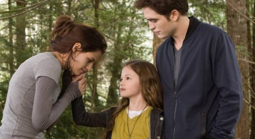Ő volt a meseszép kislány, Renesmee az Alkonyatban: így néz ki 25 évesen Mackenzie Foy