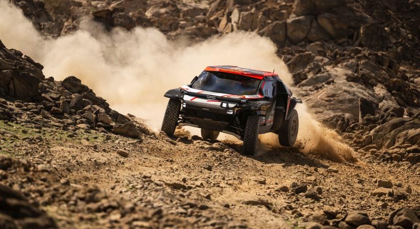 De Mévius és Canet nyerte az első szakaszt a Dakar-ralin, Gyenes a 22.