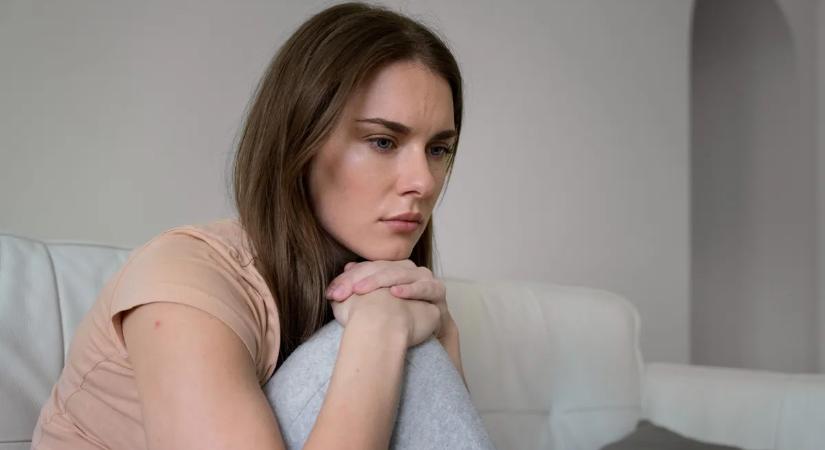 Kitiltották a lánybúcsúról, kiborult a barátnő