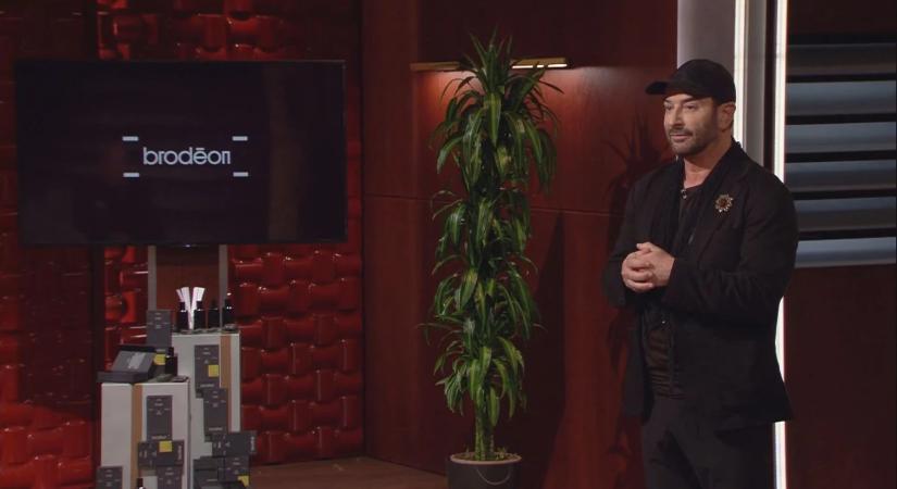 Első magyarként került be parfümjével egy világmárka polcaira a Cápák között vállalkozója