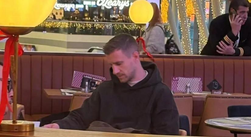 Varga Barnabás közel kétórás késéssel megérkezett Görögországba