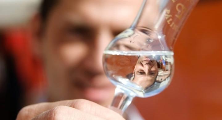 Bajban a magyar pálinka? Jelentős a visszaesés, kiderült az oka