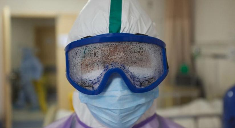 Hat éve jelentette be a kínai hatóság: terjedni kezdett a Covid