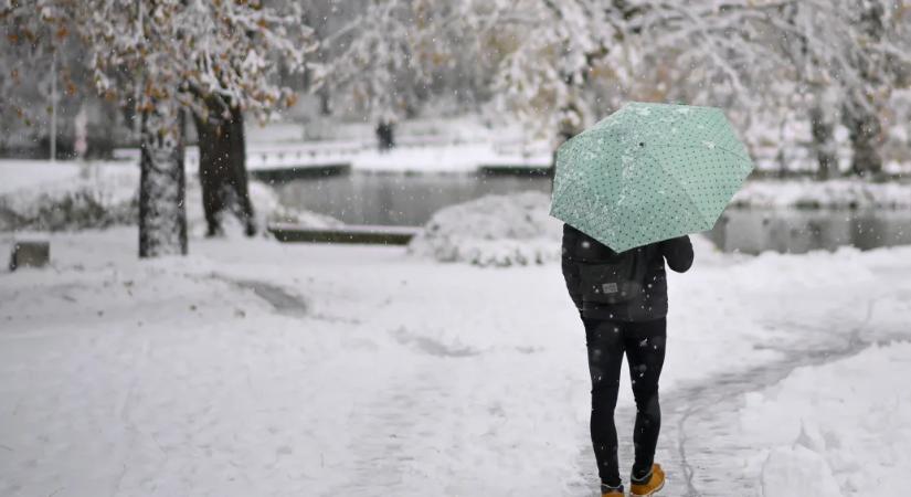 Kezdődik az évek óta nem látott havazás, akár 20-30 centi is eshet az országban