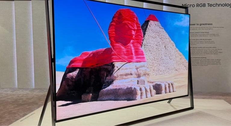 Új színek a nappaliban: mit jelent a Samsung és az LG Micro RGB tévéversenye?