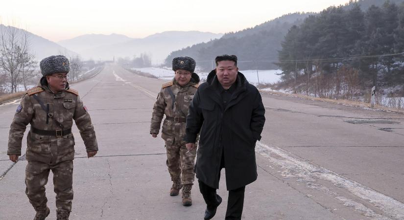 Hiperszonikus rakétákat tesztelt Észak-Korea