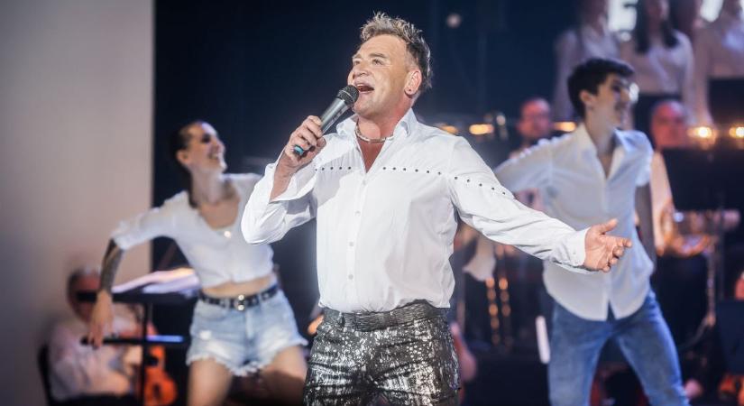 Mészáros Árpád Zsolt koncertshow-ra készül a Magyar Színházban