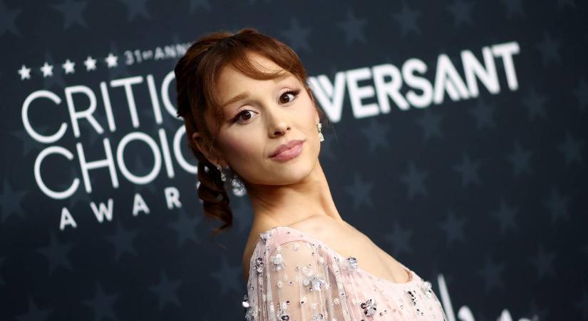 Csodálatos ruhákban tündököltek a sztárok az idei Critics Choice Awards díjátadón