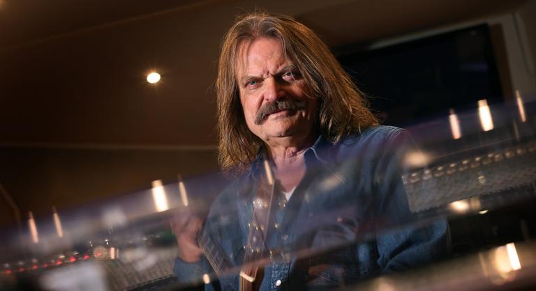 Sürgős cselekvésre szólít fel Leslie Mandoki