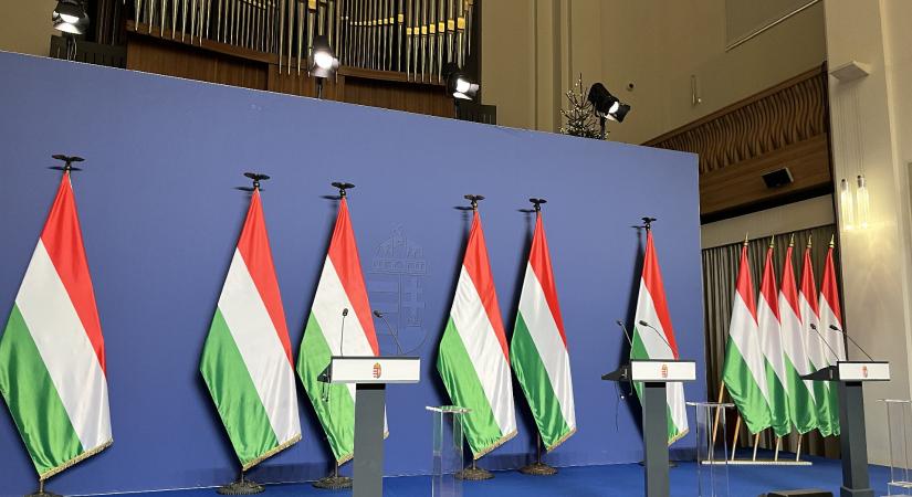 Megtört a jég: a Magyar Hang is részt vehet Orbán Viktor évindító sajtótájékoztatóján