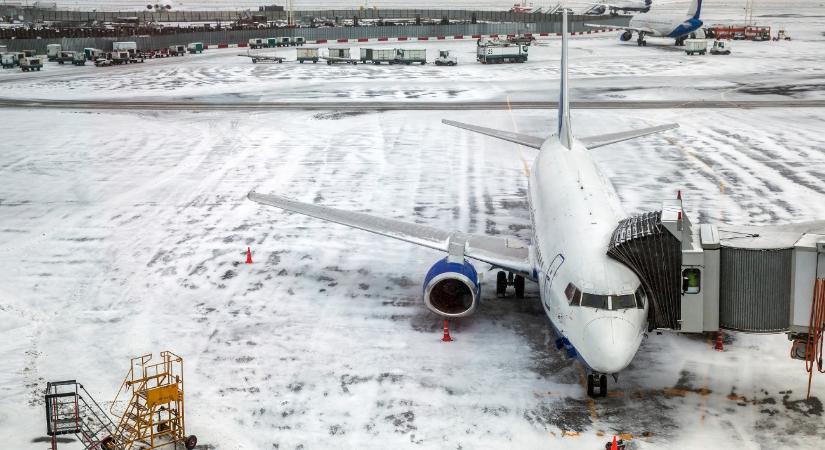 Súlyos a helyzet az amszterdami reptéren – budapesti járatokat is érint