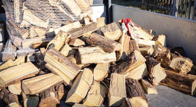 Felbukkantak az idei szezonban is a tűzifa csalók