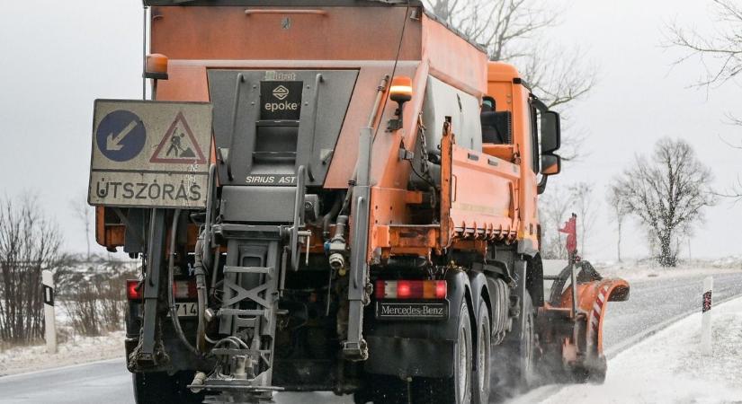 Lázár János brutális számokat közölt a téli készültségről